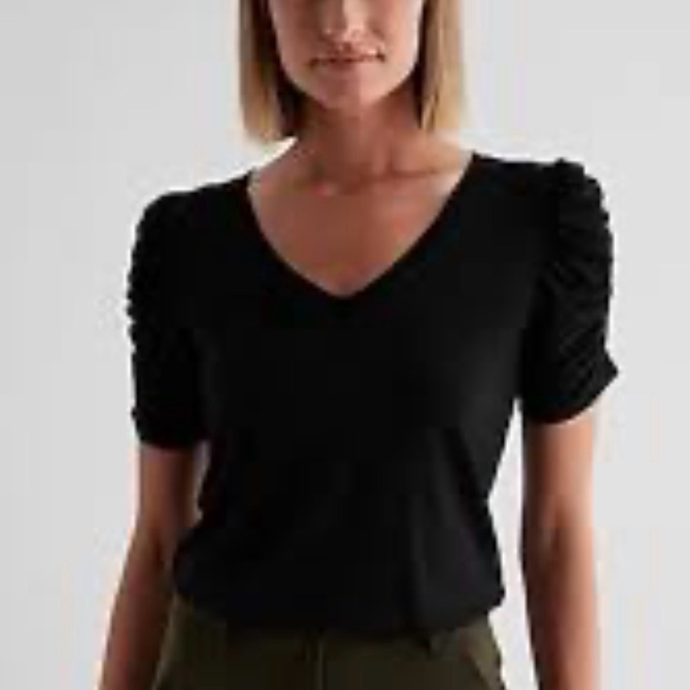 Philosophy Republic Clothing Black Ruched Sleeve V-Neck Top Small‎